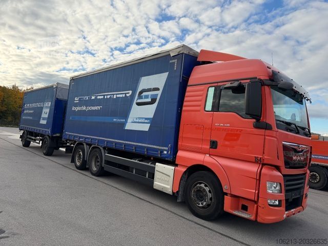 Tenteli düz yataklı kamyon MAN TGX 26.420 + SCHWARZMÜLLER **TOP ZUSTAND**