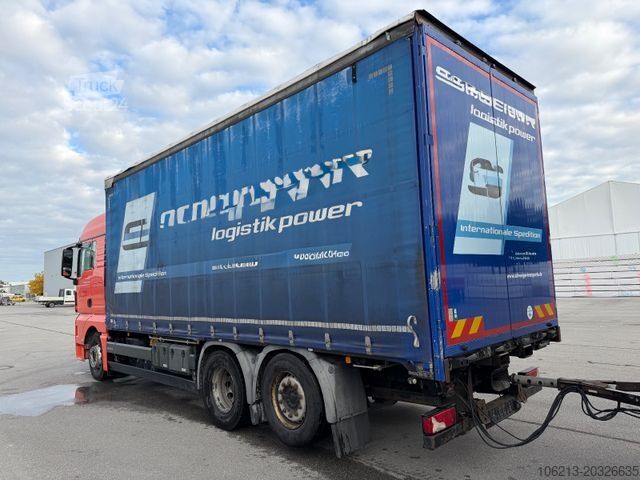 Tenteli düz yataklı kamyon MAN TGX 26.420 + SCHWARZMÜLLER **TOP ZUSTAND**