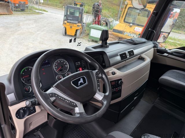 Tenteli düz yataklı kamyon MAN TGX 26.420 + SCHWARZMÜLLER **TOP ZUSTAND**
