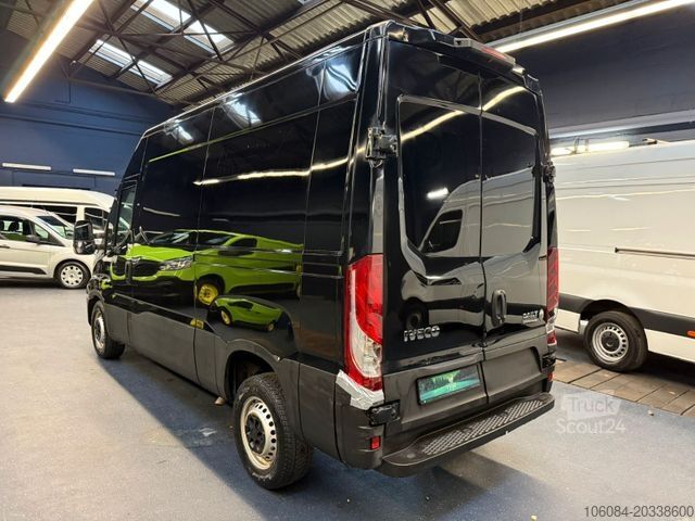 Højt tag varevogn IVECO Daily 35-140 Vollfahrbereit Klima R-CAM