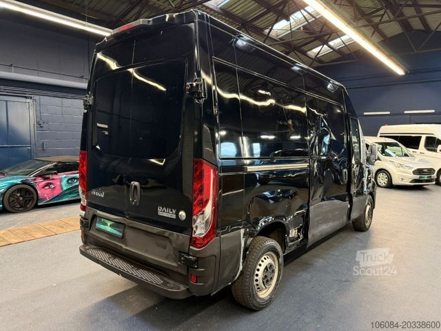 Højt tag varevogn IVECO Daily 35-140 Vollfahrbereit Klima R-CAM