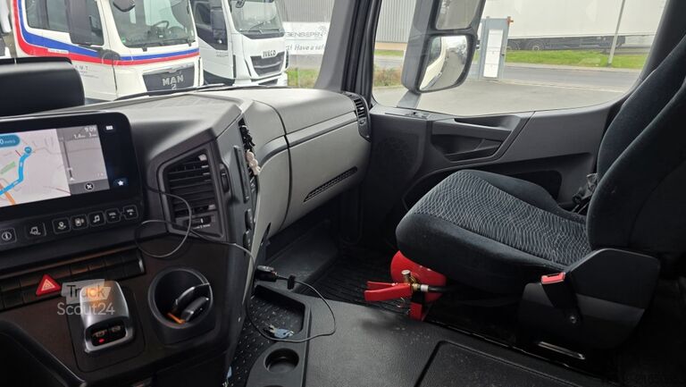 Camião cisterna Mercedes Benz Actros 1845 4x2  ISOLIERT