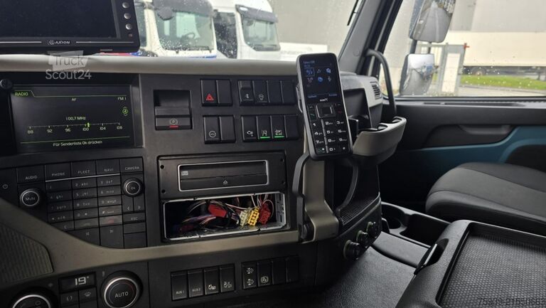 Tankbil Volvo FM 460 4x2  ISOLIERT