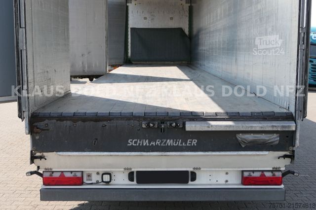 Semi-remorque fourgon SCHWARZMÜLLER Schubboden Seitliche Türen Liftachse Plane