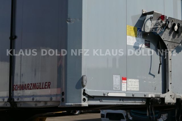 Semi-remorque fourgon SCHWARZMÜLLER Schubboden Seitliche Türen Liftachse Plane