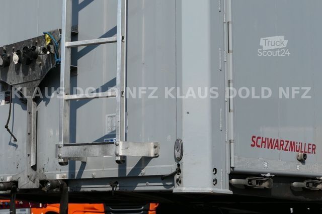 Semi-remorque fourgon SCHWARZMÜLLER Schubboden Seitliche Türen Liftachse Plane