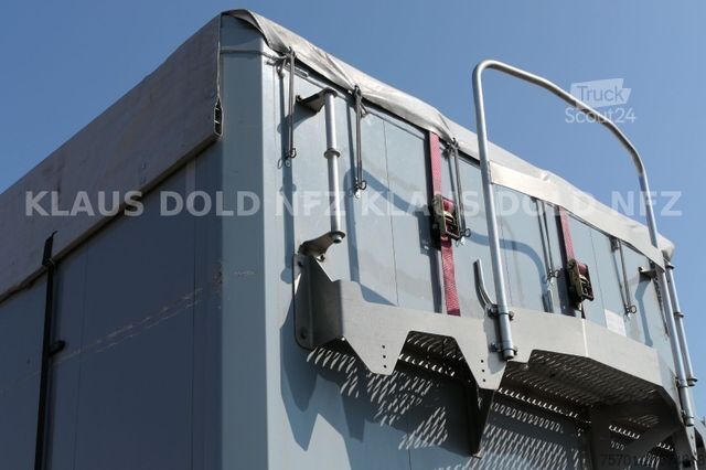 Semi-remorque fourgon SCHWARZMÜLLER Schubboden Seitliche Türen Liftachse Plane