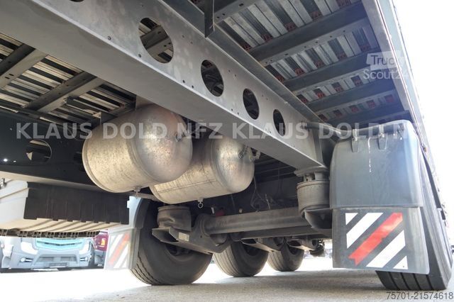 Semi-remorque fourgon SCHWARZMÜLLER Schubboden Seitliche Türen Liftachse Plane