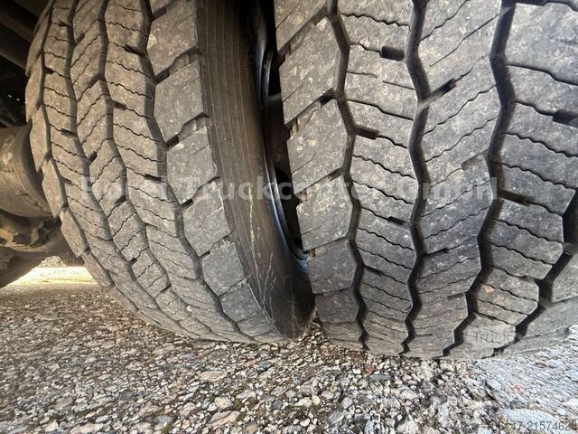 Kutu kamyonu MERCEDES-BENZ 1218L E6, Automatikgetriebe, Klima, LBW 1,5 To