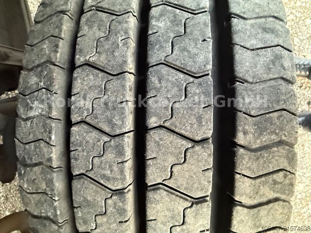 Kutu kamyonu MERCEDES-BENZ 1218L E6, Automatikgetriebe, Klima, LBW 1,5 To