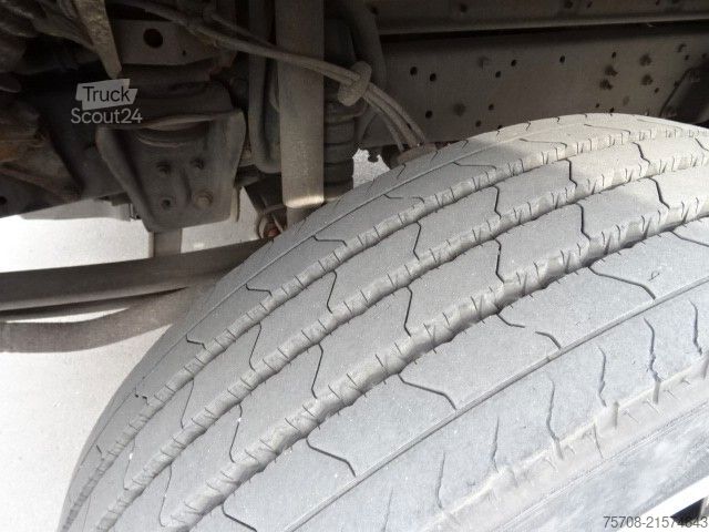 Furgão frigorífico MERCEDES-BENZ 816 D Vario Kiesling/Kühlkoffer