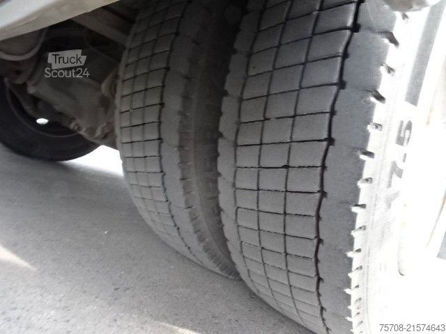 Furgão frigorífico MERCEDES-BENZ 816 D Vario Kiesling/Kühlkoffer