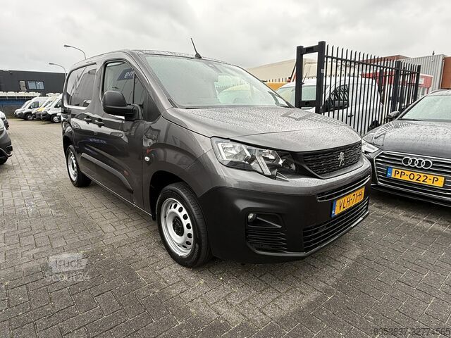 Kombi z wysokim dachem Peugeot Partner 1.5 BlueHDI Asphalt
