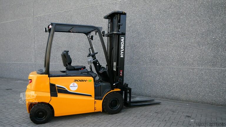 Wózek widłowy Hyundai 30BH-9