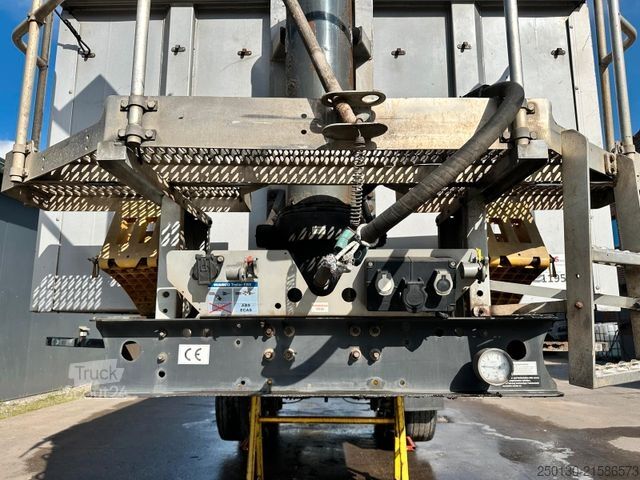 Polpriklopnik kiper LANGENDORF SKA 24/30 ALU-Thermomulde Kipper 25m³