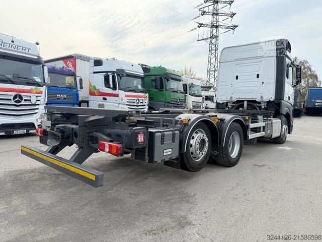 Vaihtolavakuorma-auto MERCEDES-BENZ School-Truck/Fahrschule/Actros2540/ExBW/6x2/76TK
