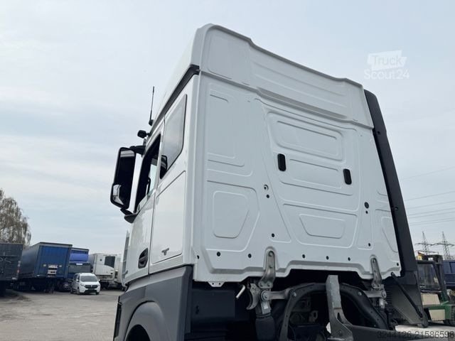 Vaihtolavakuorma-auto MERCEDES-BENZ School-Truck/Fahrschule/Actros2540/ExBW/6x2/76TK