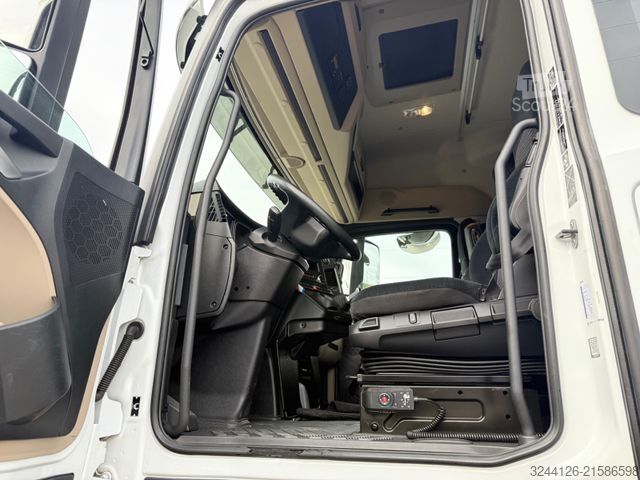 Vaihtolavakuorma-auto MERCEDES-BENZ School-Truck/Fahrschule/Actros2540/ExBW/6x2/76TK