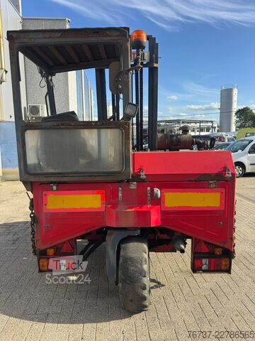 Wózek widłowy montowany na ciężarówce Moffet M7 27.4W **KOOIAAP-MOFFET 2700KG