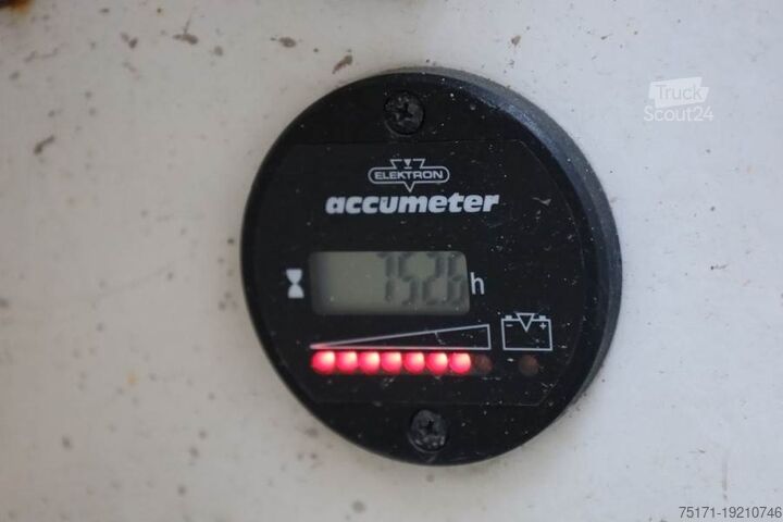 Scissor lift Holland Lift Ecostar HL-9710 Electric, 12m Working Height, 325k