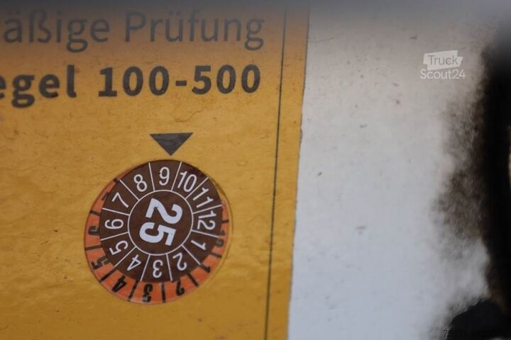 Scissor lift Holland Lift Ecostar HL-9710 Electric, 12m Working Height, 325k