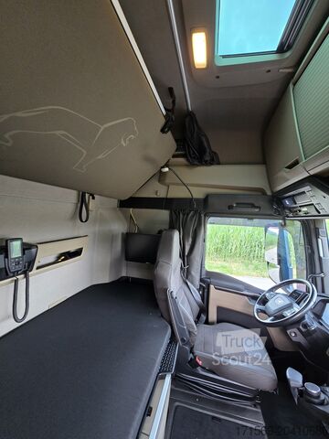 Vrachtwagen autotransporter MAN TGX 18.510 + Rolfo Auriga Deluxe 121