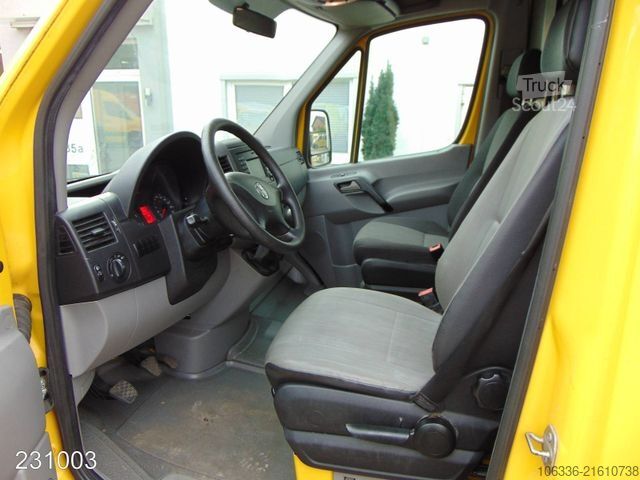 Høy tak varebil VW CRAFTER 35 2.0 TDI -KLIMA-REGALSYSTEM-KAMERA-