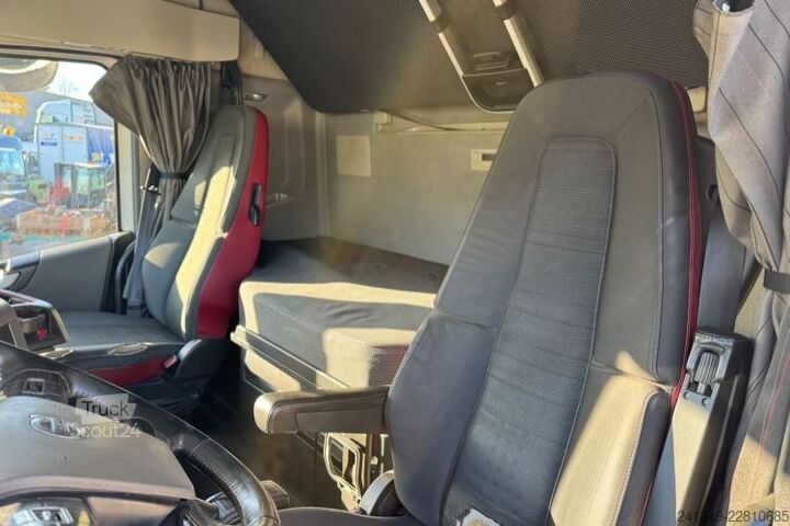 Jäähdytysrekka VOLVO FH-460 6x2 Mitsubishi Frigo