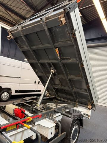 Kiepwagen bestelauto OPEL Movano DoKa MAXI 3 Seiten Kipper Klima AHK