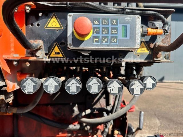 Vrachtauto met open laadbak IVECO EuroCargo ML Pritsche mit Atlas 65.2 Ladekran