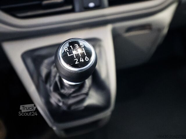 Panelová dodávka VW T7 Kasten 2.0 TDI AHK KAMERA SPURH. KLIMA PDC