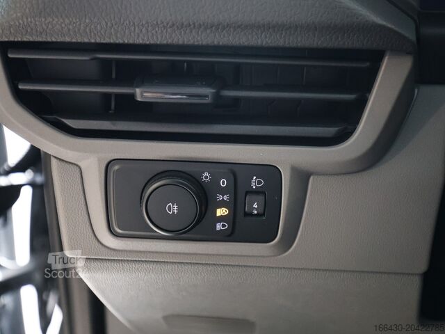 Panelová dodávka VW T7 Kasten 2.0 TDI AHK KAMERA SPURH. KLIMA PDC