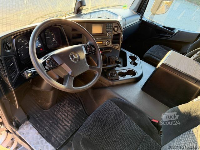 Tipper truck MERCEDES-BENZ AROCS 3345 6x6 Euro 6 Kipper mit Bordmatik
