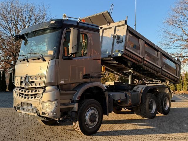 Three-sided tipper truck MERCEDES-BENZ AROCS 3345 6x6 Euro 6 Kipper mit Bordmatik