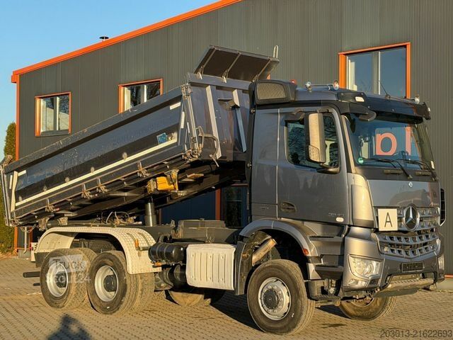 Three-sided tipper truck MERCEDES-BENZ AROCS 3345 6x6 Euro 6 Kipper mit Bordmatik