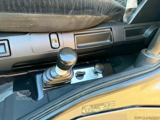 Three-sided tipper truck MERCEDES-BENZ AROCS 3345 6x6 Euro 6 Kipper mit Bordmatik