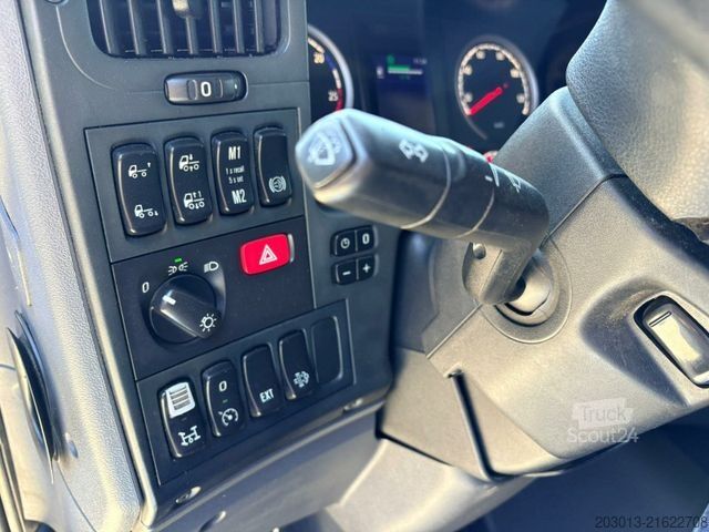 Tovornjak s ploščadjo SCANIA G450 8x4 Pritsche mit Kran Palfinger PK76002 EH