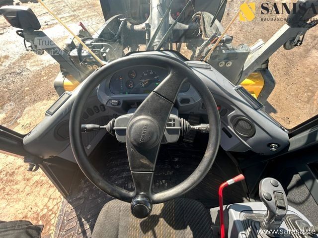 Chargeuse sur pneus KOMATSU WA 320PZ-6/Klima/ZSA/Schaufel/SW