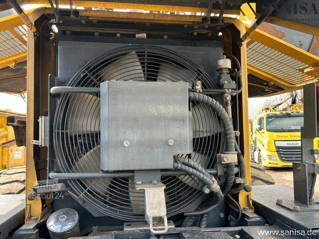 Chargeuse sur pneus KOMATSU WA 320PZ-6/Klima/ZSA/Schaufel/SW/Motor qualmt