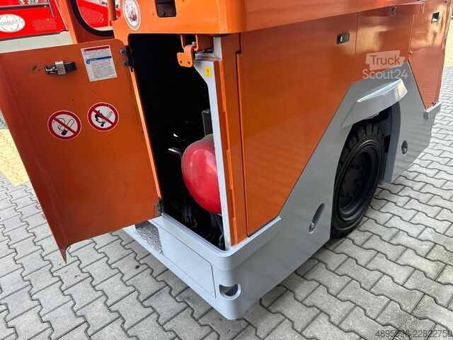 čtyřcestný vysokozdvižný vozík Hubtex DQ45 G //LPG//Triple//Only 1116 hours !