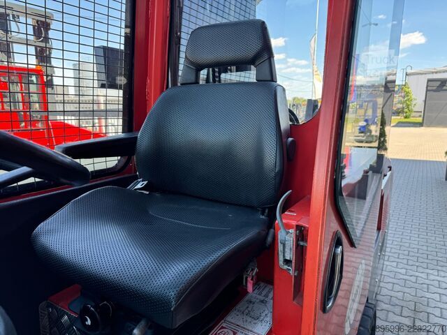 Empilhadeira lateral Combilift C5000SL // Mast with free lift