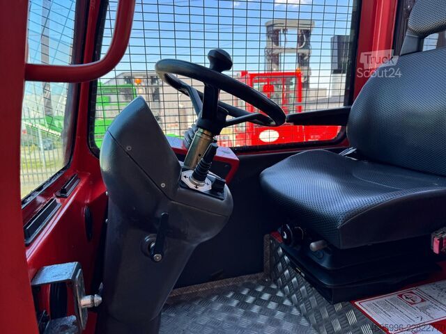 Empilhadeira lateral Combilift C5000SL // Mast with free lift