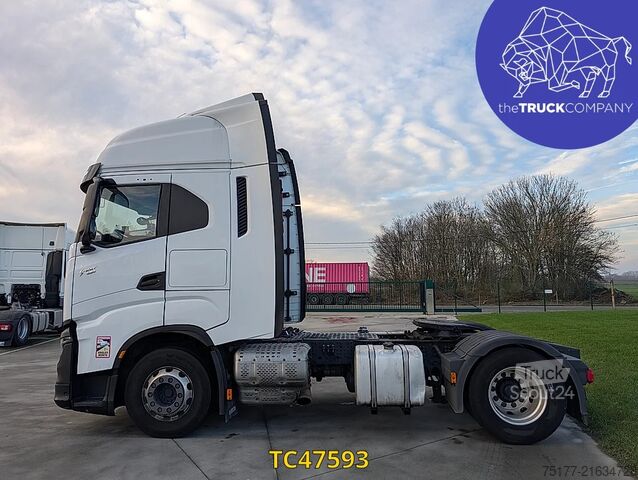 Standaard-SZM Iveco S-Way 480