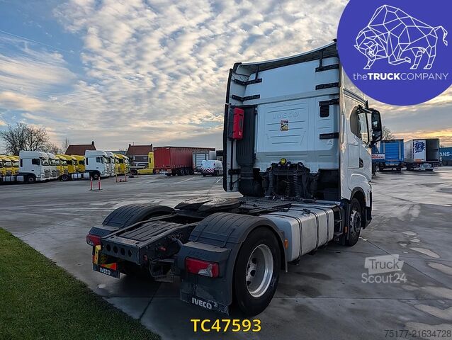 Standaard-SZM Iveco S-Way 480