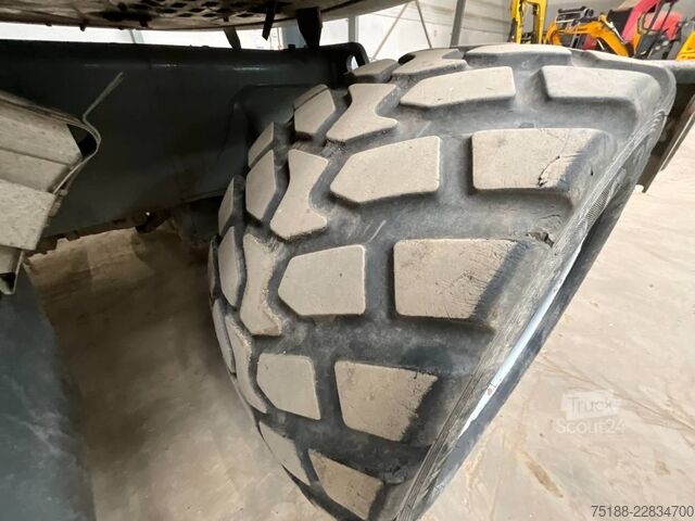 Колесный экскаватор Neuson EW 65 powertilt