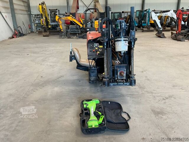 Jordboremaskine Ditch Witch JT 5 + mercedes 818 + humbaur