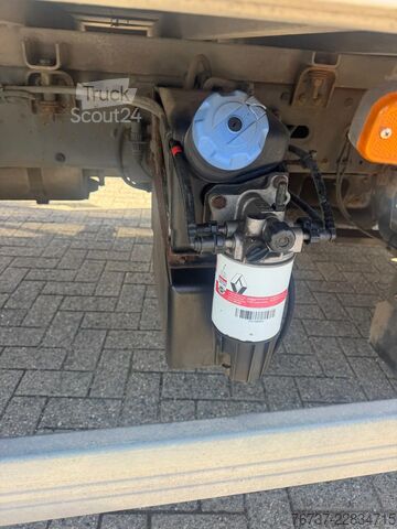 Kuffert Renault Midlum **190DXI-MANUAL GEARBOX**
