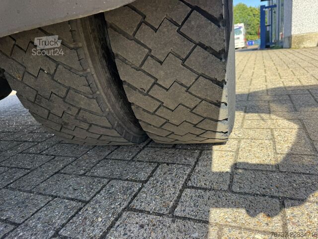Kuffert Renault Midlum **190DXI-MANUAL GEARBOX**