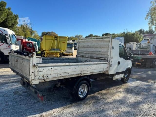 Furgón volquete Iveco Daily 35C12