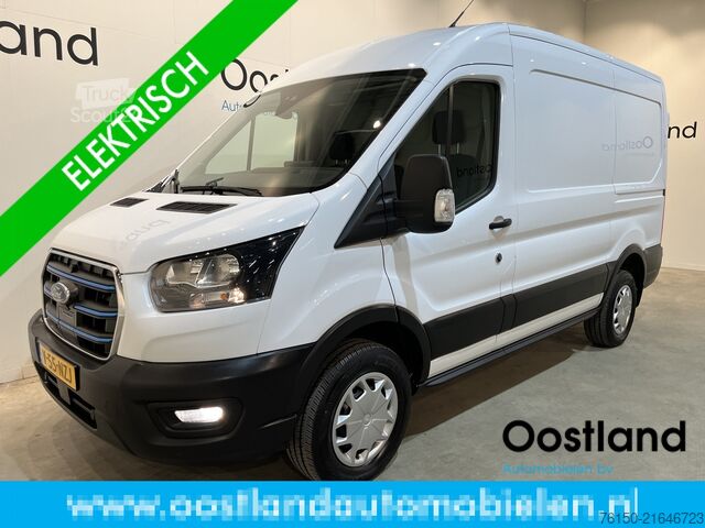 Fourgon tôlé Ford E-Transit 390 (3500 kg) L2H2 Trend 68 kWh / 100...